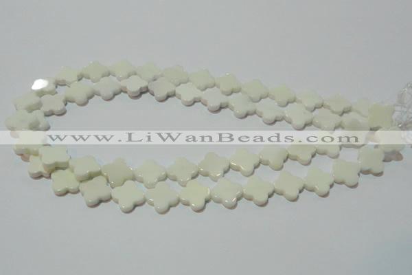 CAG3425 15.5 inches 14*14mm flower white agate gemstone beads