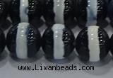 CAG9136 15.5 inches 14mm round tibetan agate beads wholesale