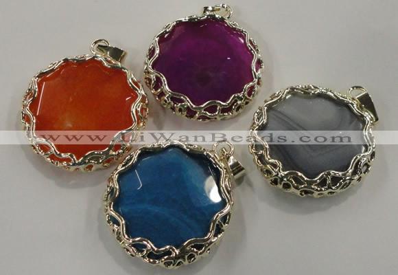 NGP1561 10*45*47mm flat round agate with brass setting pendants